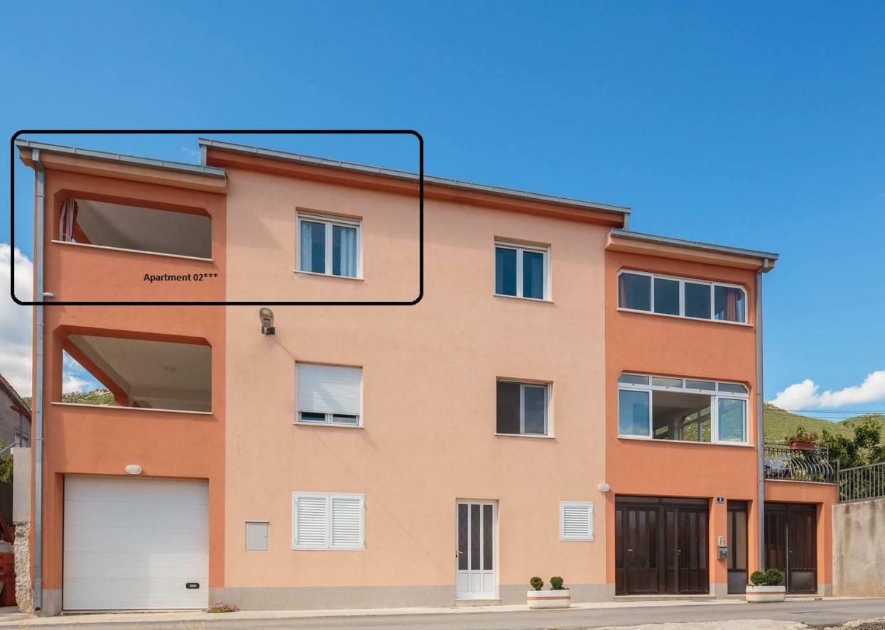 Apartmani Ujakovic Kaštela Exterior foto